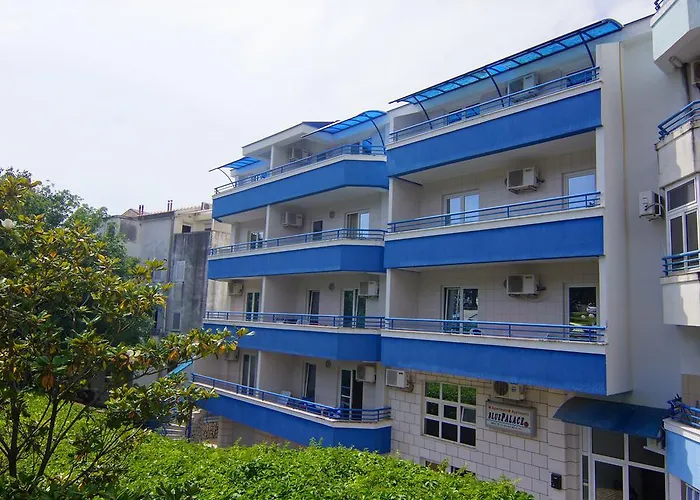 Blue Palace Guest House